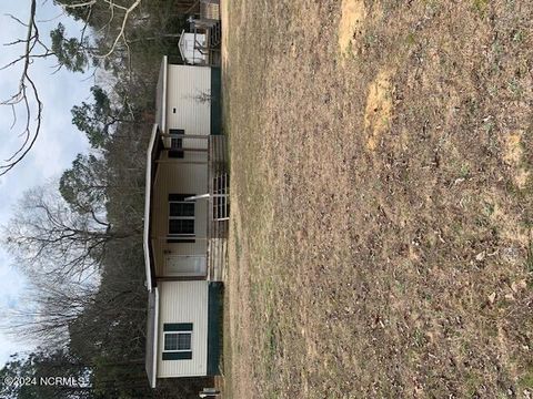 Manufactured Home in Goldsboro NC 108 Derek Drive.jpg