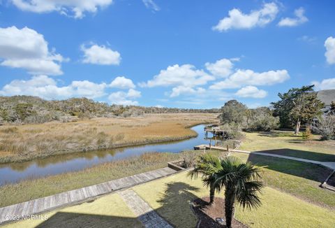 A home in Oak Island