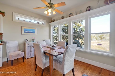 A home in Oak Island