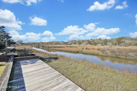 A home in Oak Island