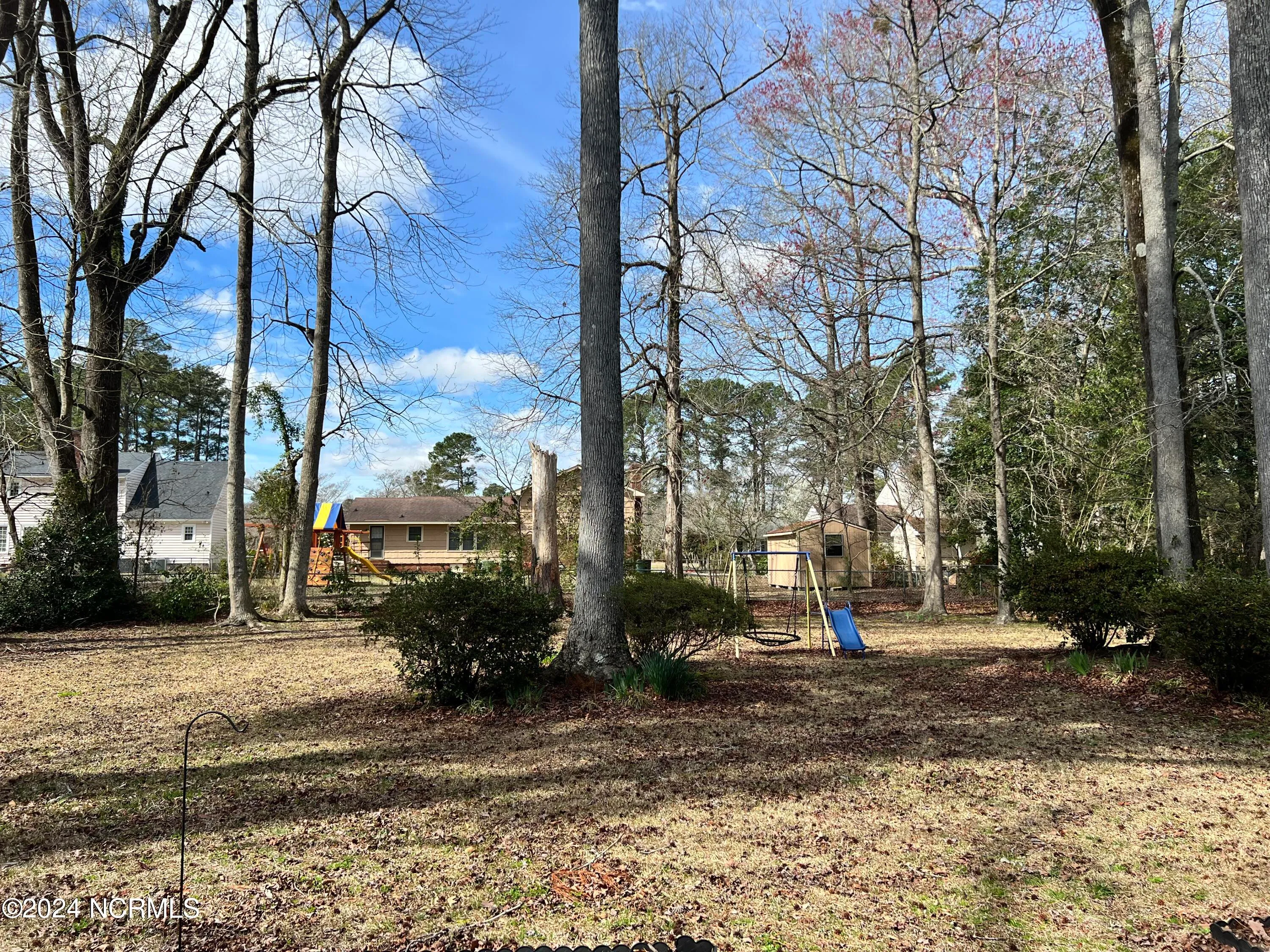 Kinston, North Carolina 28504, United States, 3 Bedrooms Bedrooms, ,3 BathroomsBathrooms,Residential,Active,63111