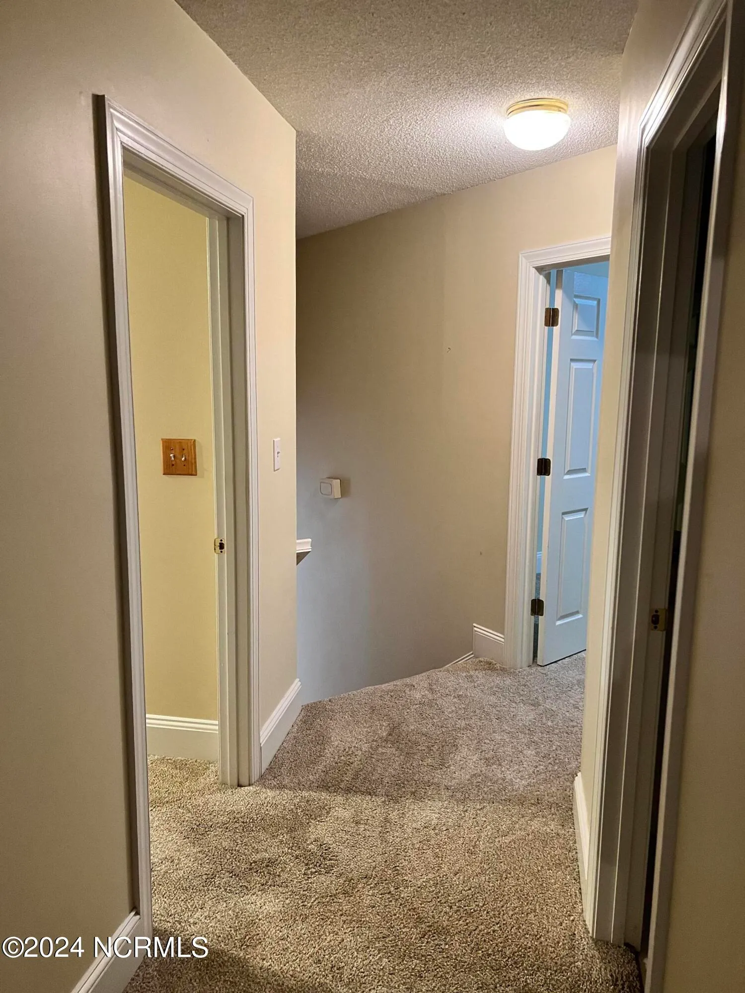 Kinston, North Carolina 28504, United States, 3 Bedrooms Bedrooms, ,3 BathroomsBathrooms,Residential,Active,63111