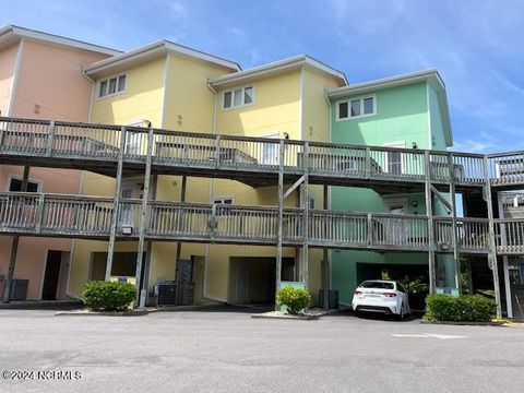 Condominium in Emerald Isle NC 8801 Reed Drive.jpg