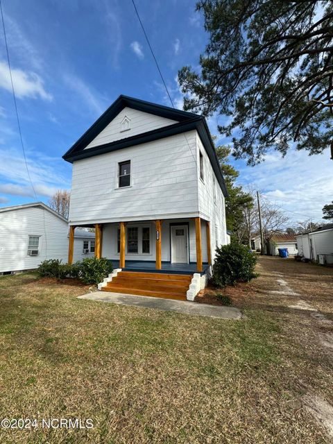 Single Family Residence in Pinetops NC 204 First Street.jpg