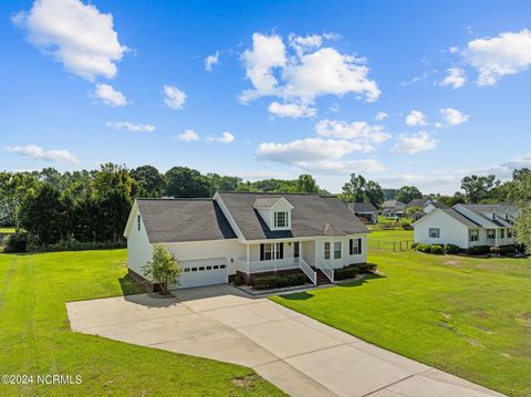 Single Family Residence in Pikeville NC 209 Marlin Lane 1.jpg