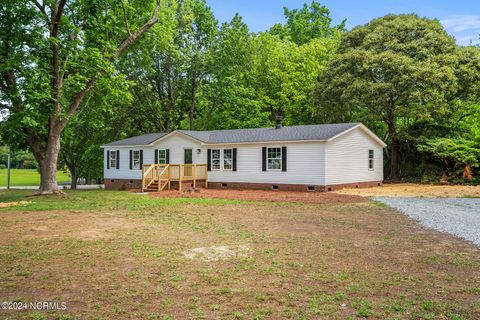 Manufactured Home in Pikeville NC 551 Mount Caramel Church Road 2.jpg