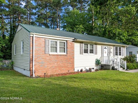 Single Family Residence in Jacksonville NC 802 Barn Street 1.jpg
