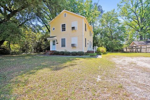 Duplex in Whiteville NC 206 Calhoun Street.jpg