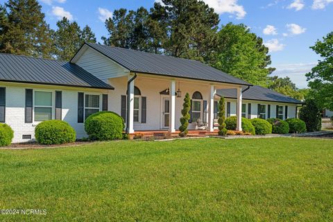 Single Family Residence in West End NC 138 Shenandoah Road.jpg