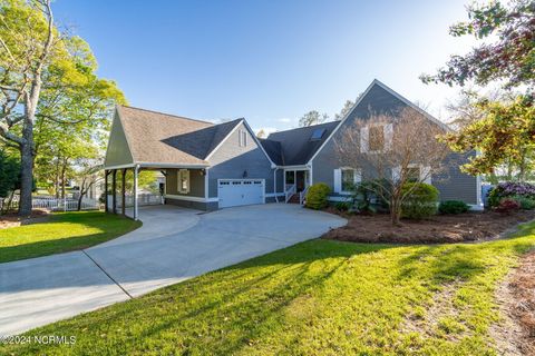 Single Family Residence in Stella NC 108 White Oak Bluff Road.jpg