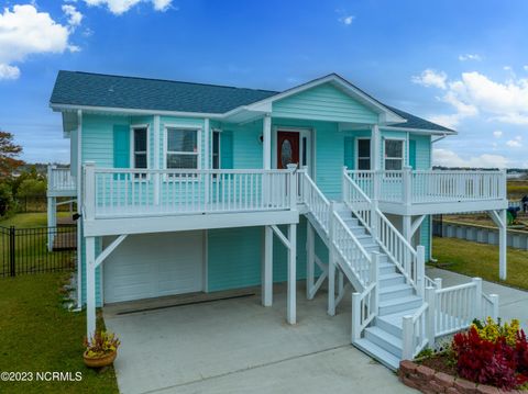 A home in Sneads Ferry