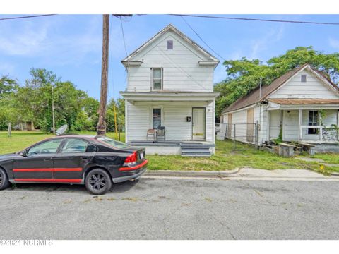 Single Family Residence in Kinston NC 510 Thompson Street.jpg