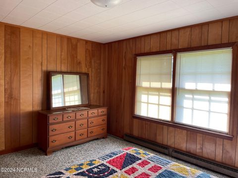 A home in Cedar Island