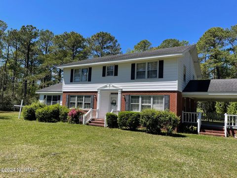 A home in Cedar Island