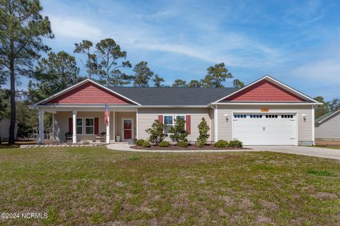 Single Family Residence in Hubert NC 106 Magnolia Lane.jpg