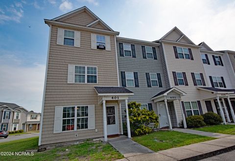 Townhouse in Jacksonville NC 401 Caldwell Loop.jpg