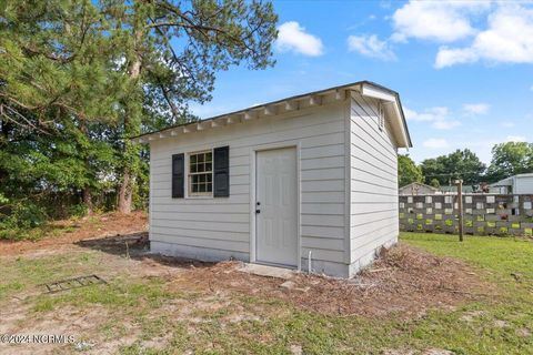 Single Family Residence in Pikeville NC 104 Washington Street 6.jpg