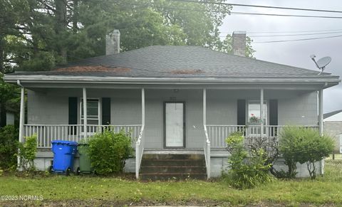 Single Family Residence in Pinetops NC 106 4th Street.jpg