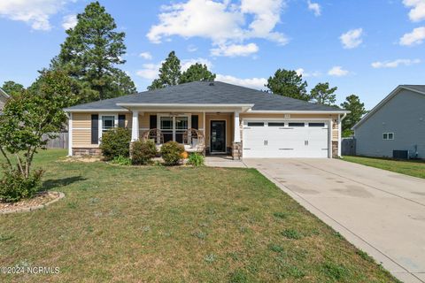 Single Family Residence in Bunnlevel NC 50 Burr Oak Circle.jpg