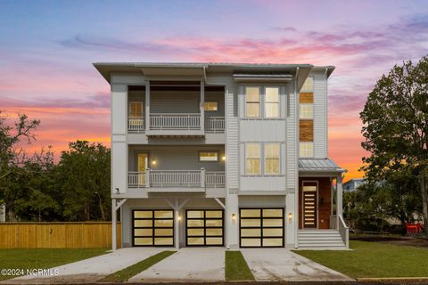 Single Family Residence in Wilmington NC 1508 Marsh Cove Lane.jpg