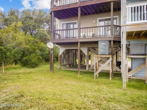 A home in North Topsail Beach