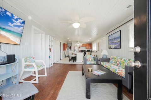 A home in Oak Island