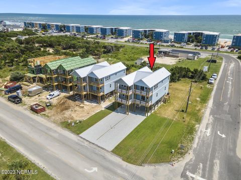 A home in North Topsail Beach