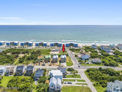 A home in North Topsail Beach