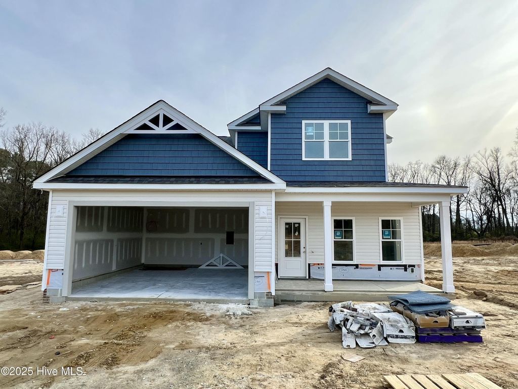 Photo of 406 Creeks Edge Drive, Pikeville, NC 27863 (MLS # 100540841)