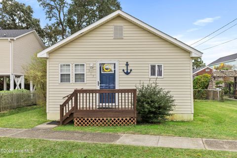 Photo of 303 Harper Avenue, Carolina Beach, NC 28428 (MLS # 100538614) Photo of 303 Harper Avenue, Carolina Beach, NC 28428 (MLS # 100538614)