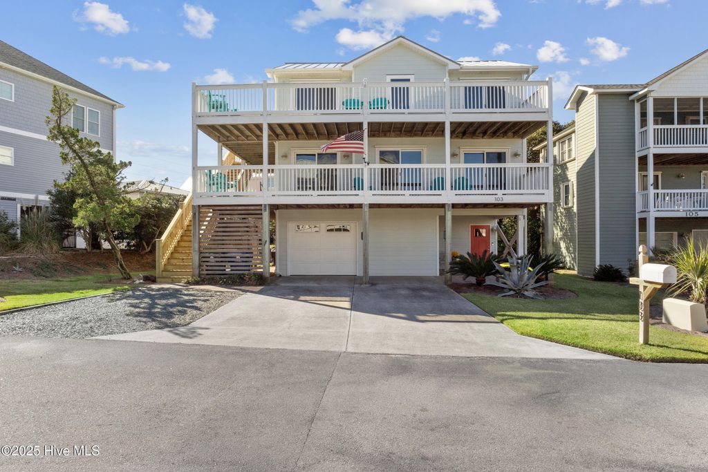 Photo of 103 Shae&#39;S Landing, Surf City, NC 28445 (MLS # 100539139)