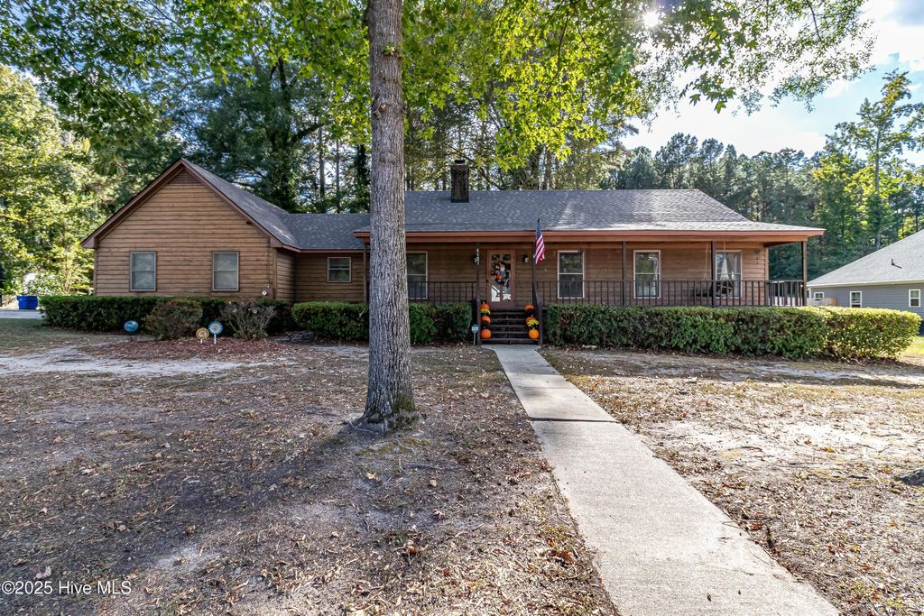 Photo of 4121 Little John Drive N, Wilson, NC 27896 (MLS # 100534933)
