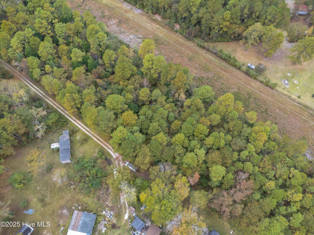 Photo of 1088 Wells Road, Jacksonville, NC 28540 (MLS # 100499923)