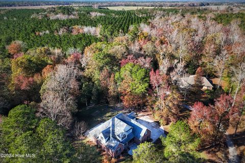 A home in Pollocksville