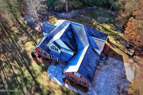 A home in Pollocksville