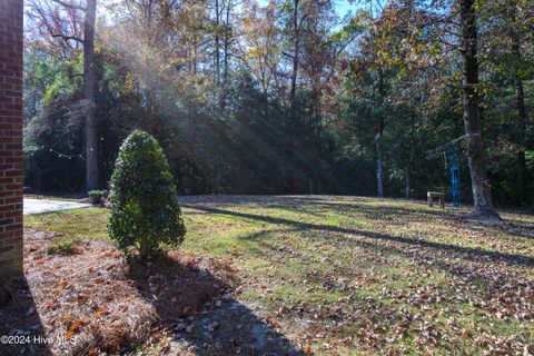 A home in Pollocksville