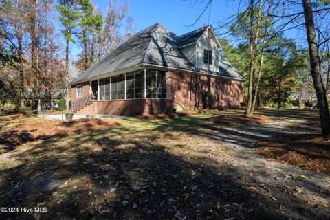 A home in Pollocksville