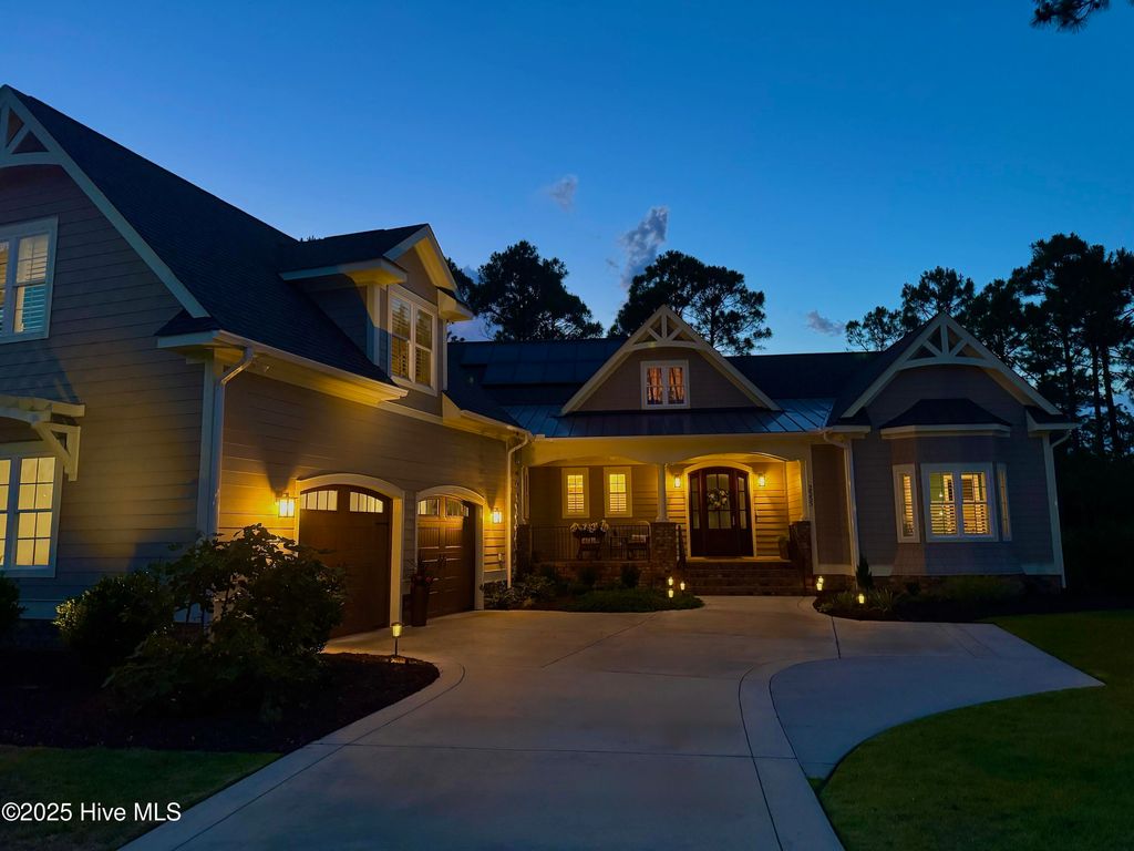 Photo of 2555 Parkridge Drive, Southport, NC 28461 (MLS # 100529686)