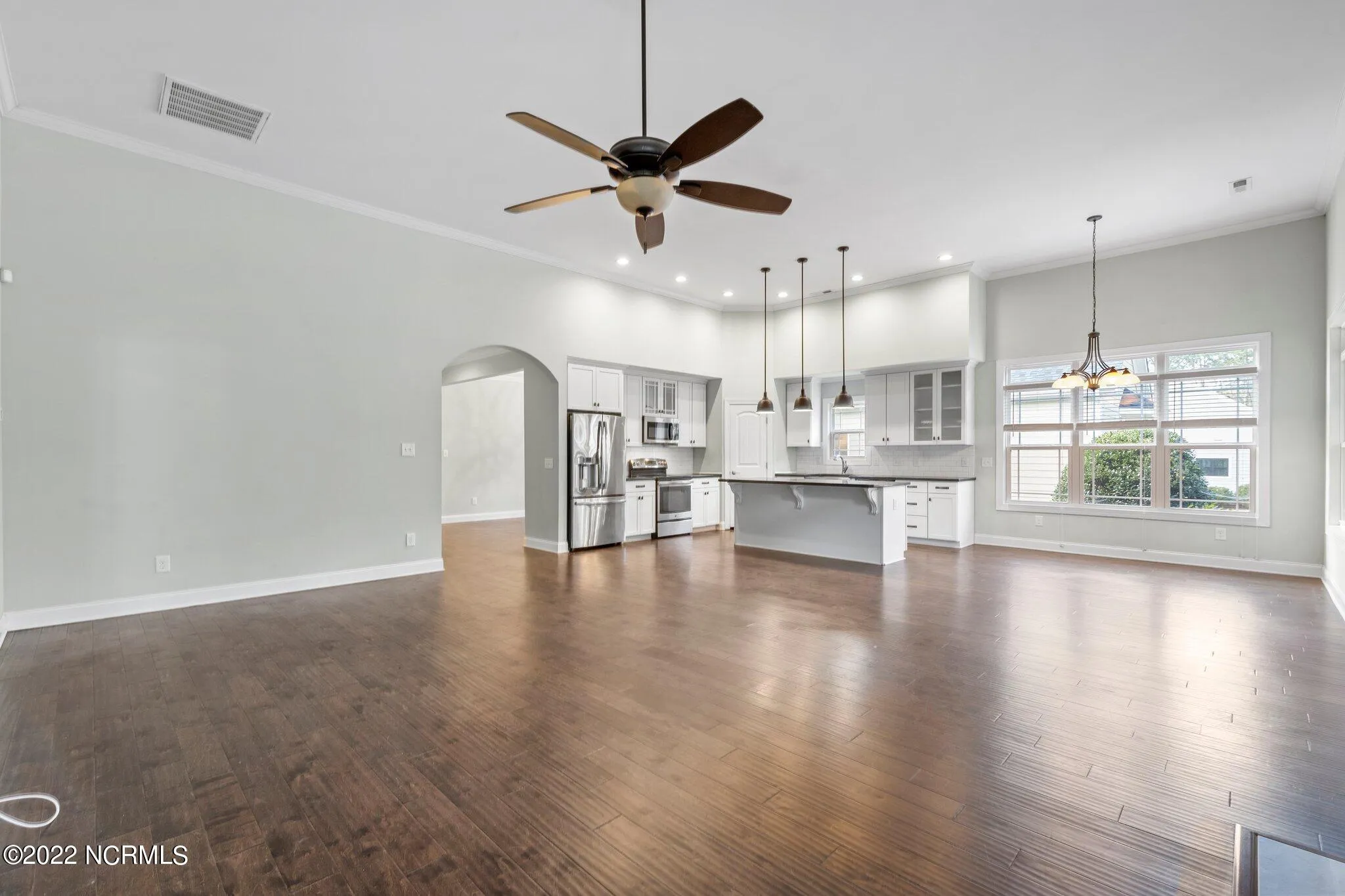 Aberdeen, North Carolina 28315, United States, 3 Bedrooms Bedrooms, ,2 BathroomsBathrooms,Residential,Pending,26724