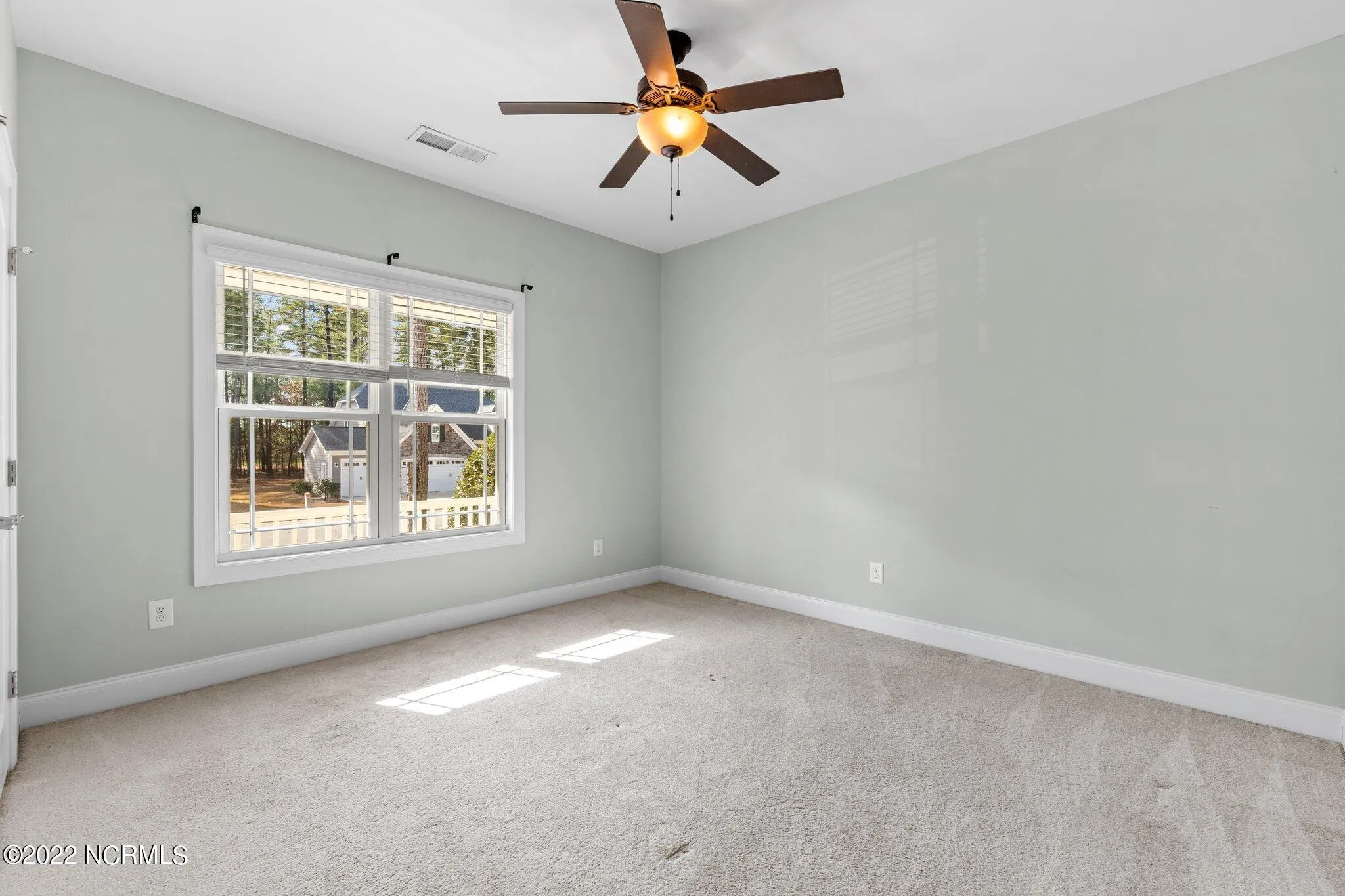 Aberdeen, North Carolina 28315, United States, 3 Bedrooms Bedrooms, ,2 BathroomsBathrooms,Residential,Pending,26724