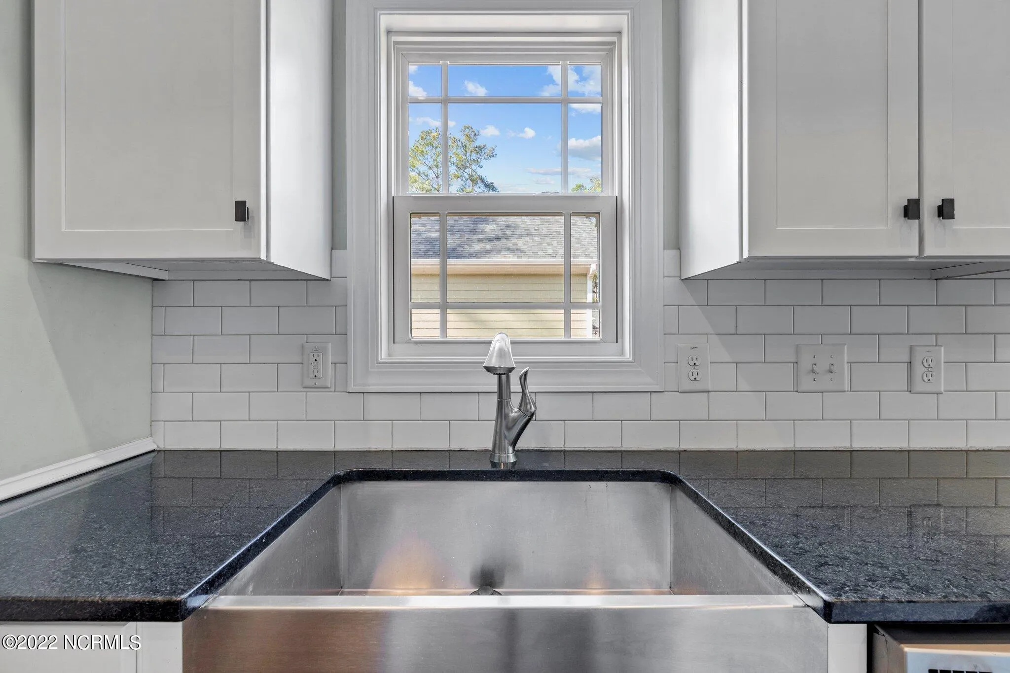 Aberdeen, North Carolina 28315, United States, 3 Bedrooms Bedrooms, ,2 BathroomsBathrooms,Residential,Pending,26724