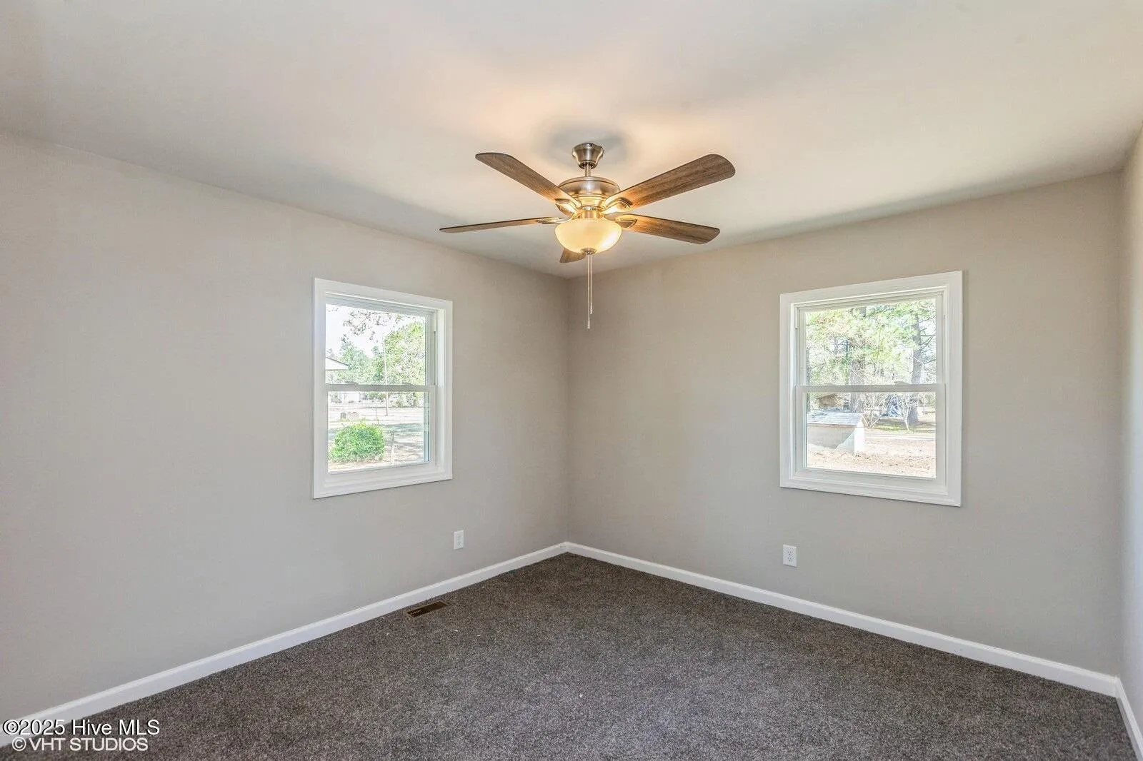 Rocky Point, North Carolina 28457, United States, 2 Bedrooms Bedrooms, ,1 BathroomBathrooms,Residential,Pending,98527