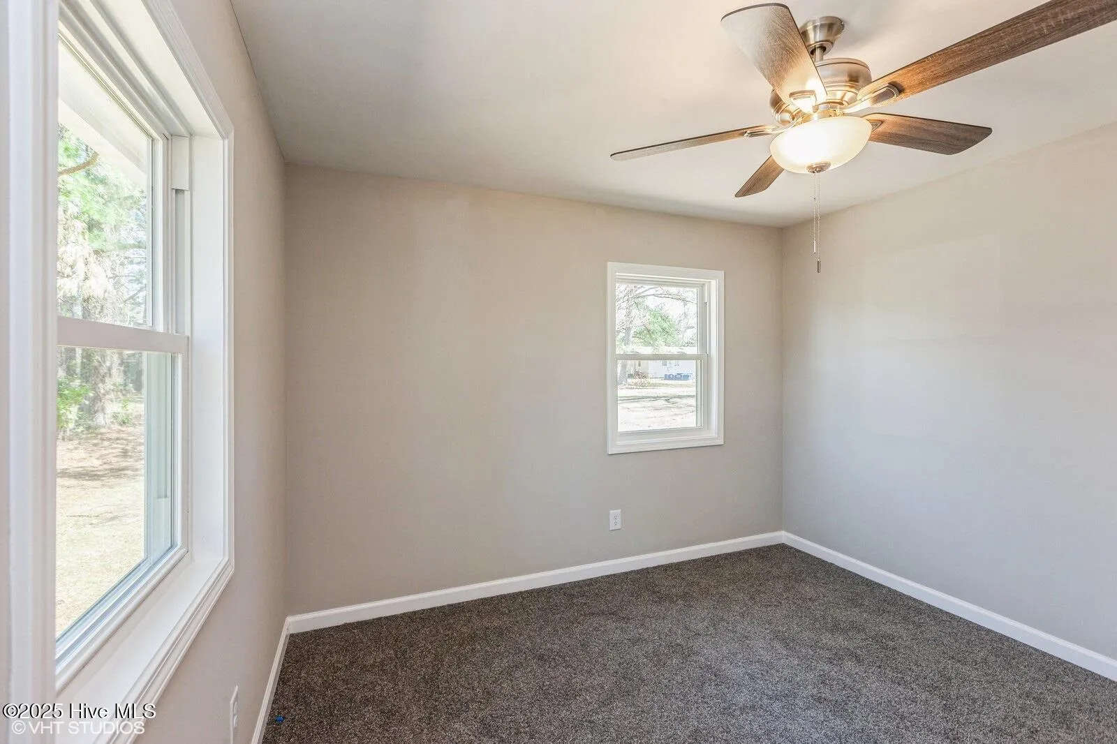 Rocky Point, North Carolina 28457, United States, 2 Bedrooms Bedrooms, ,1 BathroomBathrooms,Residential,Pending,98527