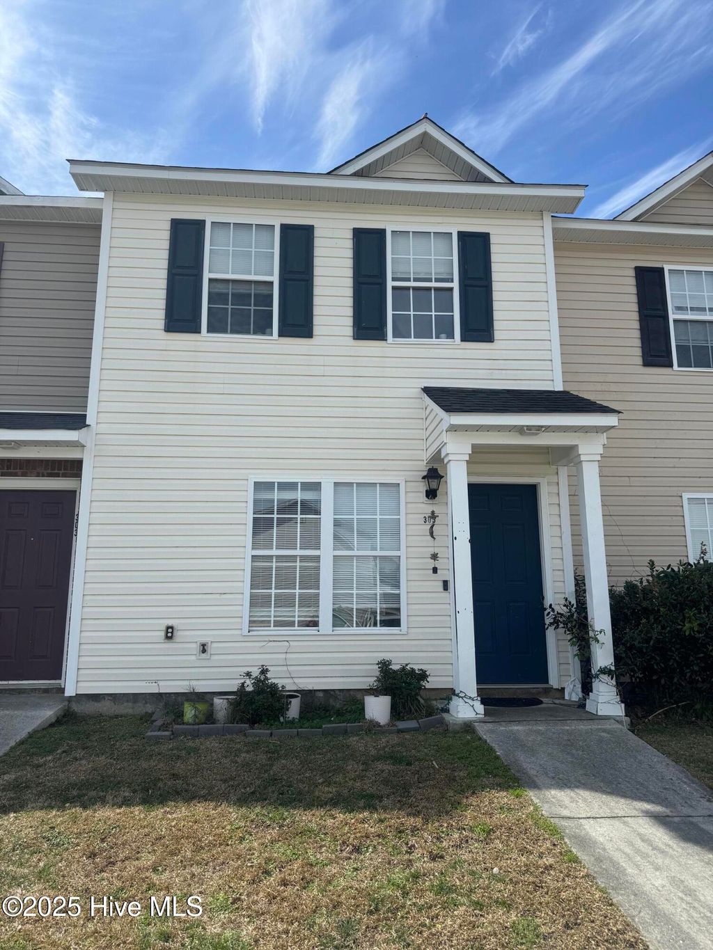 Photo of 305 Timberlake Trail, Jacksonville, NC 28546 (MLS # 100532198)
