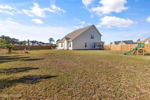 A home in Sneads Ferry