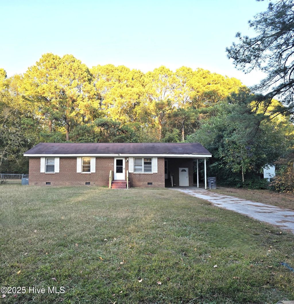 Photo of 115 Walter Drive, Battleboro, NC 27809 (MLS # 100537595)