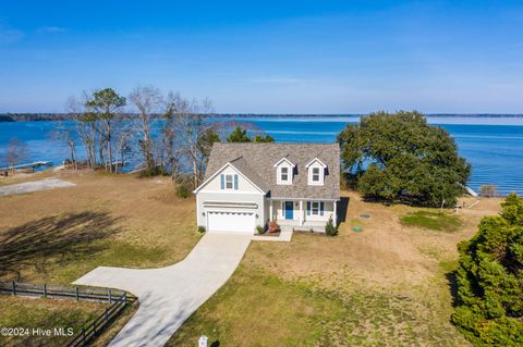 A home in Sneads Ferry