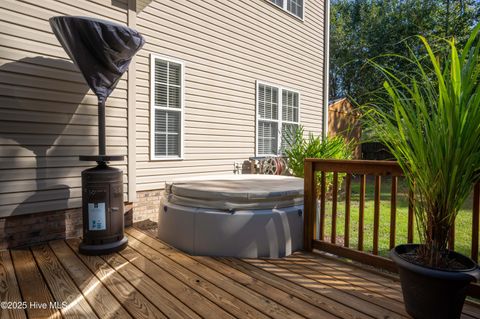 Tiny photo for 104 Highwood Court, Jacksonville, NC 28546 (MLS # 100535441)
