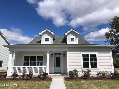 Photo of 2482 Lake Ridge Drive, Southport, NC 28461 (MLS # 100530293)