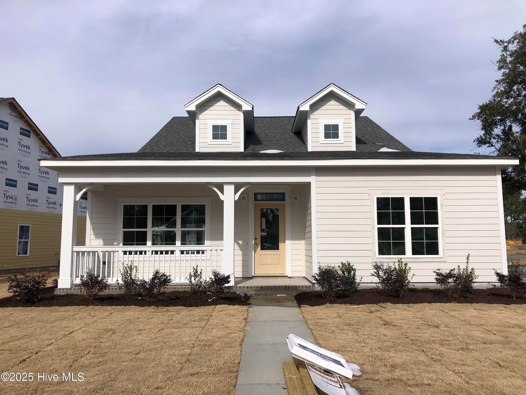 Photo of 2482 Lake Ridge Drive, Southport, NC 28461 (MLS # 100530293)